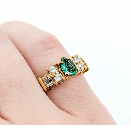 Ring 0.59ctw Round & Baguette Diamonds .46ct Emerald 18ky 5.8mm sz4.5 4.11g 125030092