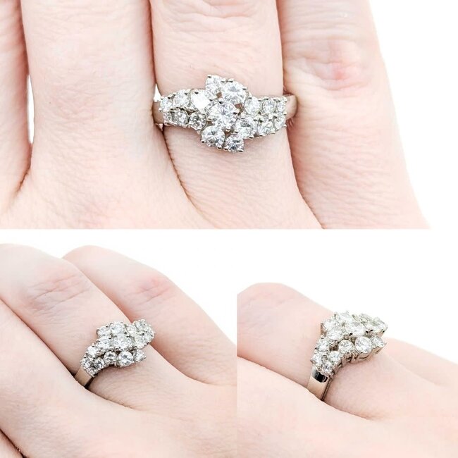 Ring Cluster 0.97ctw Round Diamonds 900pt 10.5mm sz7 5.71g 125030074