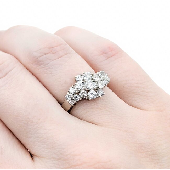 Ring Cluster 0.97ctw Round Diamonds 900pt 10.5mm sz7 5.71g 125030074