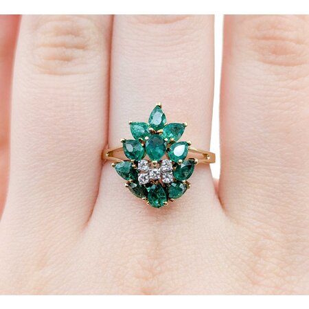 Ring Cocktail .025ctw Round Diamonds 1.50ctw Emeralds 14ky 16.5x14mm Sz7.75 3.27g 225040007