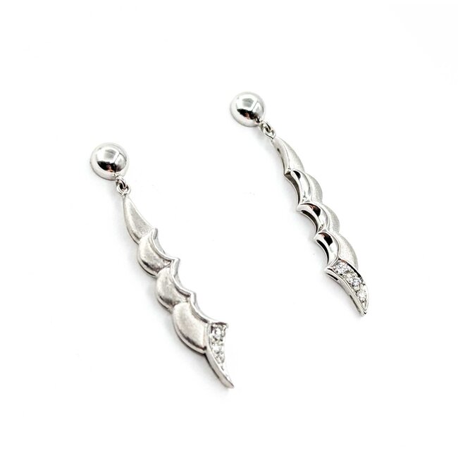 Earrings Dangle .10ctw Round Diamonds 18kw 1.5x.25" 6.15g 125030108