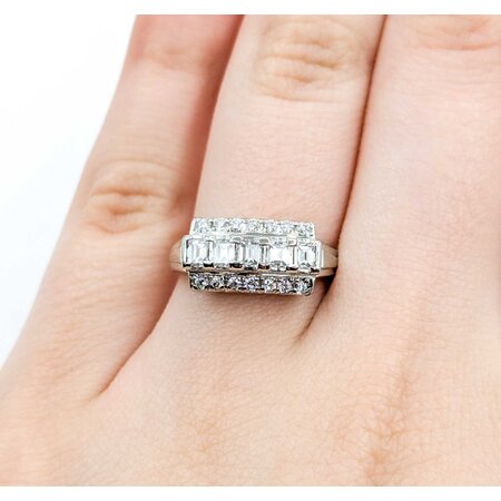 Ring 3-Row .66ctw Baguette & Round Diamonds 900pt 7.8mm sz6.25 5.87g 125030050
