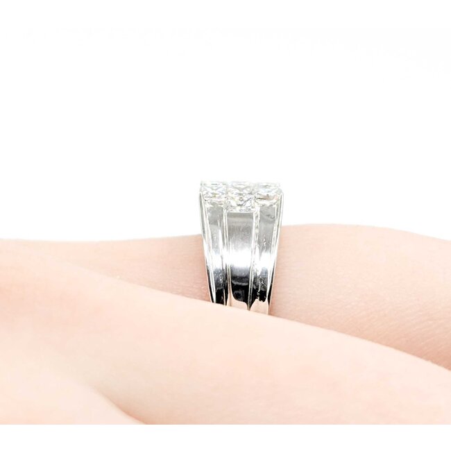 Ring Invisible Set 1.00ctw Princess Diamonds 18kw 7.4mm sz7 5g 125030068