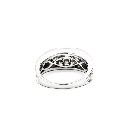 Ring Invisible Set 1.00ctw Princess Diamonds 18kw 7.4mm sz7 5g 125030068
