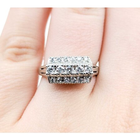 Ring 3-Row, Milgrain 0.50ctw Round Diamonds 900pt 8mm sz6 6.99g 125030062