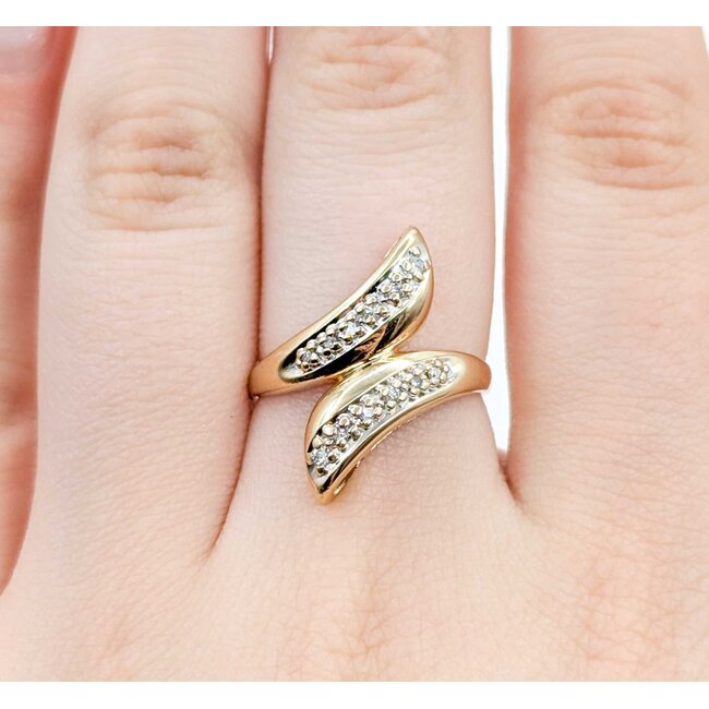 Ring Bypass .03ctw Round Diamonds 14ky Sz7.75 3.85g 225040033