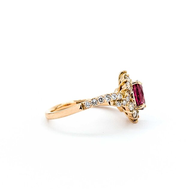 Ring Halo .71ctw Round Diamonds 1.50ct Ruby 18kr sz7.5 4.32g 125030051