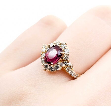 Ring Halo .71ctw Round Diamonds 1.50ct Ruby 18kr sz5.5 4.32g 125030051
