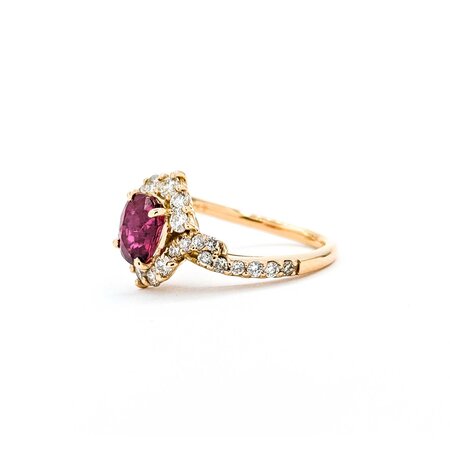 Ring Halo .71ctw Round Diamonds 1.50ct Ruby 18kr sz5.5 4.32g 125030051