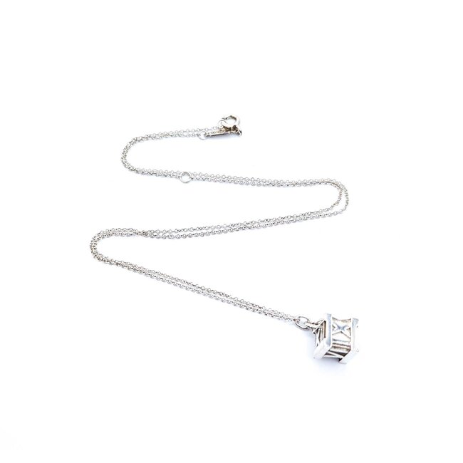 Pendant Tiffany & Co. Roman Numeral Pendant 925 .3x.3" 16-18" 5.51g 125040012