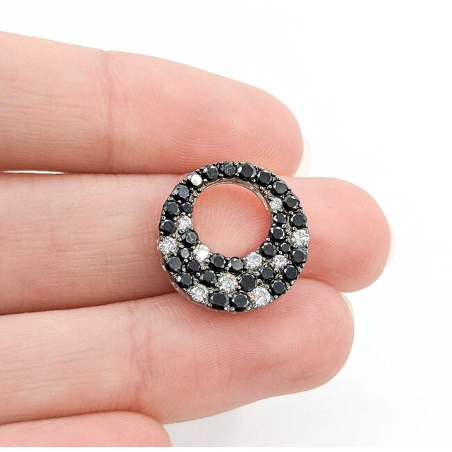 Pendant Circle 0.30ctw Round Diamonds .98ctw Black Diamonds 18kw .6x.6" 2.90g 125030107