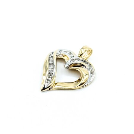 Pendant Heart .20ctw Round Diamonds 10ky 25x20mm 2.03g 225040035