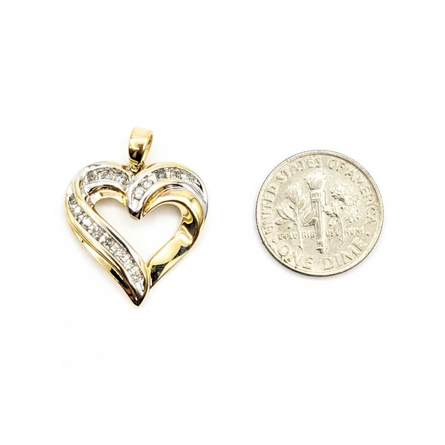Pendant Heart .20ctw Round Diamonds 10ky 25x20mm 2.03g 225040035
