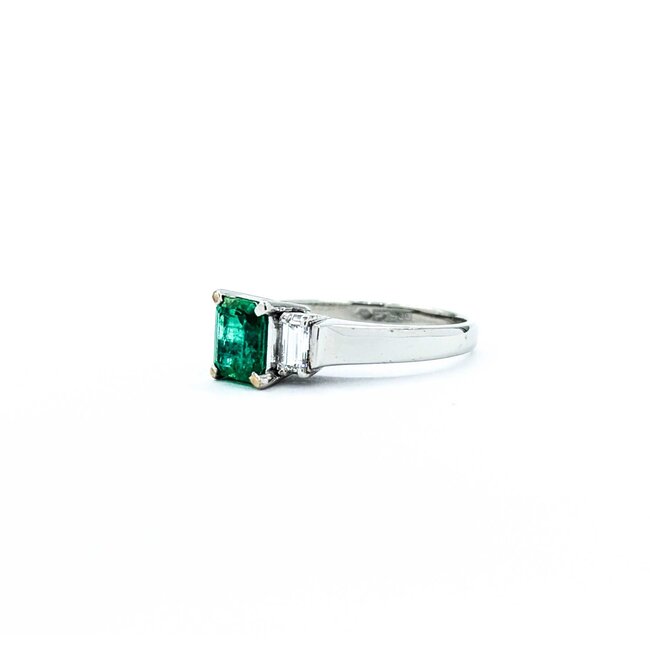 Ring 3-Stone 0.36ctw Baguette Diamonds .83ct Emerald 900pt 6.8mm sz6 4.47g 125030082