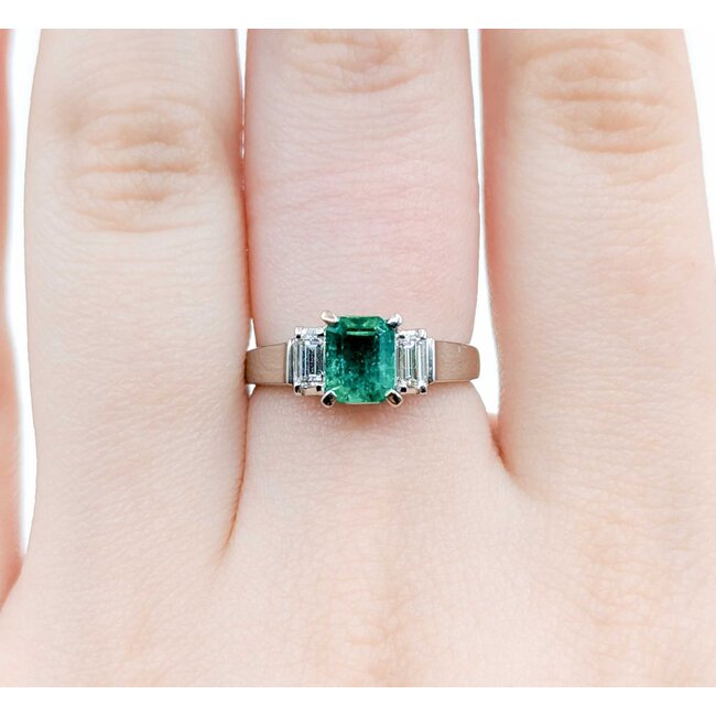 Ring 3-Stone 0.36ctw Baguette Diamonds .83ct Emerald 900pt 6.8mm sz6 4.47g 125030082