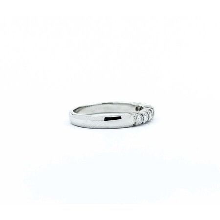 Ring Half Bezel 0.33ctw Round Diamonds 900pt 3mm sz5.75 3.96g 125030055