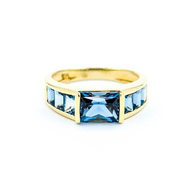 Ring 3.5ctw London Blue Topaz 18ky 6mm Sz7.5 5.2g 125040029