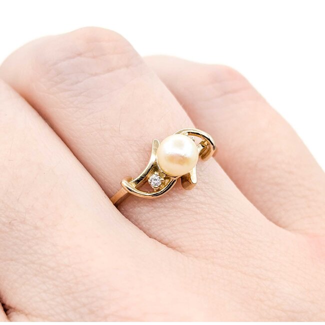 Ring .02ctw Round Diamonds 5mm Pearl 14ky Sz5.5 2.1g 125040030