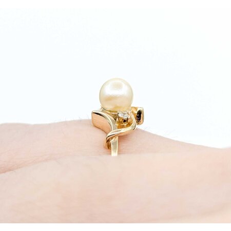 Ring .02ctw Round Diamonds 5mm Pearl 14ky Sz5.5 2.1g 125040030