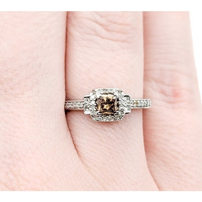 Ring .25ct Princess Diamond .15ctw Diamonds 14kw Sz6 2.51g 225040025
