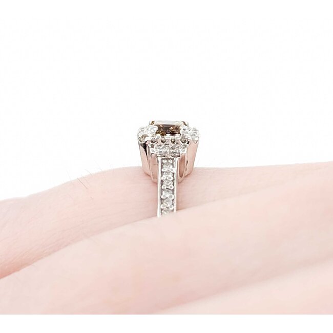 Ring .25ct Princess Diamond .15ctw Diamonds 14kw Sz6 2.51g 225040025