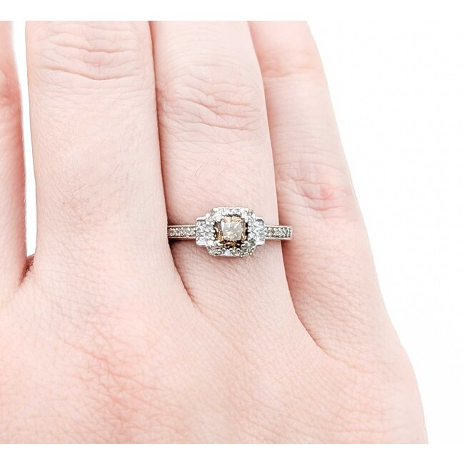 Ring .25ct Princess Diamond .15ctw Diamonds 14kw Sz6 2.51g 225040025