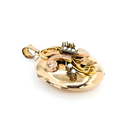 Pendant Leaf Motif Locket 2mm Seed Pearls 12ky 1.9x1.2" 11.2g 225040064