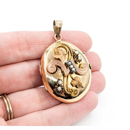 Pendant Leaf Motif Locket 2mm Seed Pearls 12ky 1.9x1.2" 11.2g 225040064