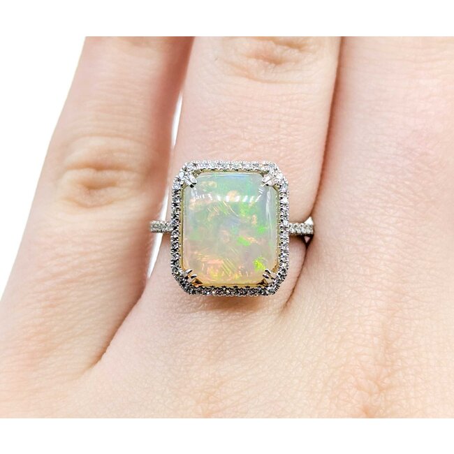 Ring Effy Halo .20ctw Round Diamonds 3.50ct Opal 14kw 14.7x12.8 Sz5 3.85g 225040052