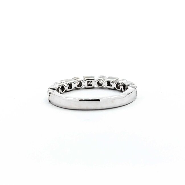 Ring Band .30ctw Round/Princess Diamonds 18kw Sz3.75 2.29g 225040144