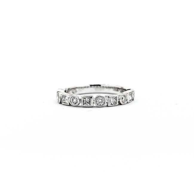 Ring Band .30ctw Round/Princess Diamonds 18kw Sz3.75 2.29g 225040144