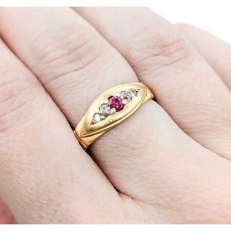 Ring .16ctw Mine Cut Diamonds .12ctw Ruby 18ky 7mm Sz9.5 3.5g 225040085