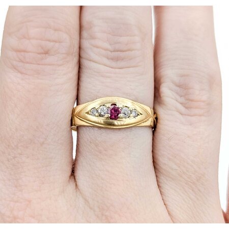 Ring .16ctw Mine Cut Diamonds .12ctw Ruby 18ky 7mm Sz9.5 3.5g 225040085