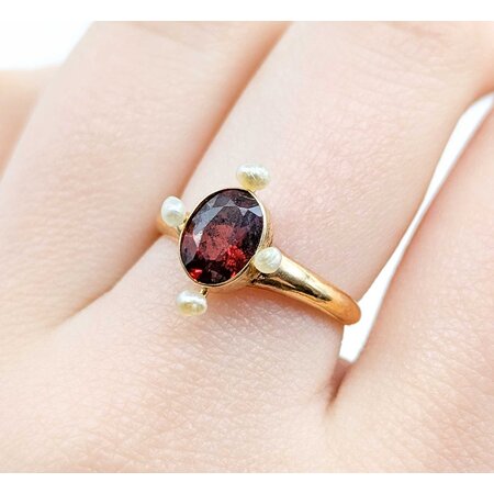 Ring 1.25ct Garnet 2.75mm Seed Pearls 10ky 13.5x10.5mm Sz7 2.1g 225040086
