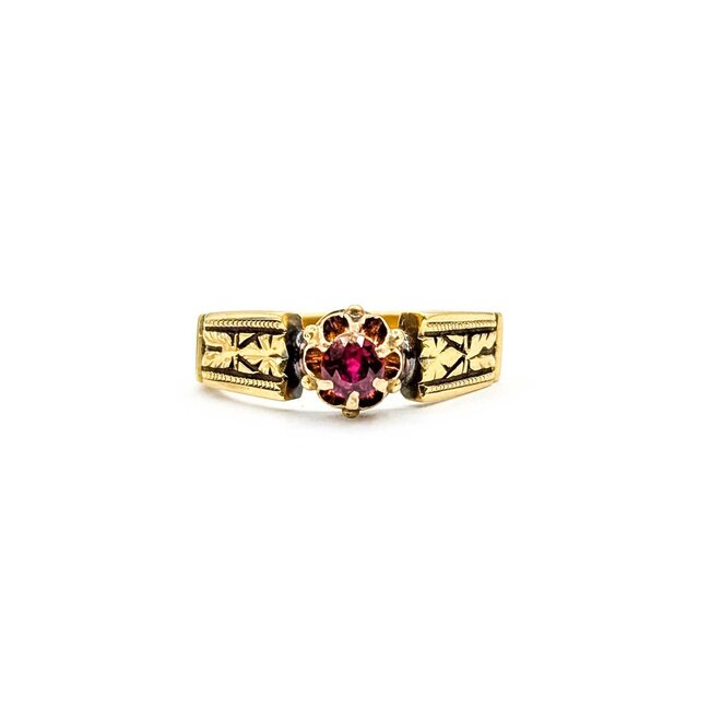 Ring Milgrain .31ct Ruby 18ky 6mm Sz7 5.2g 125040049