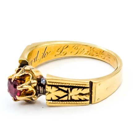 Ring Milgrain .31ct Ruby 18ky 6mm Sz7 5.2g 125040049