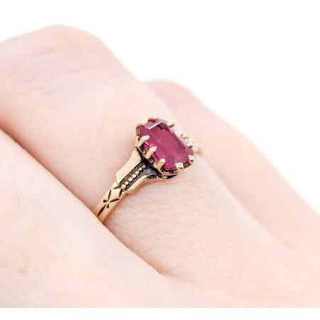 Ring Solitaire .81ct Ruby 14ky 7mm Sz5.5 1.1g 225040091