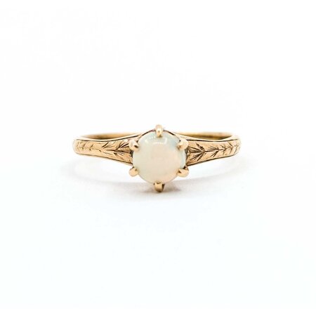 Ring Solitaire .40ct Cabochon Opal 10ky 2.25mm Sz7 2.1g 225040088