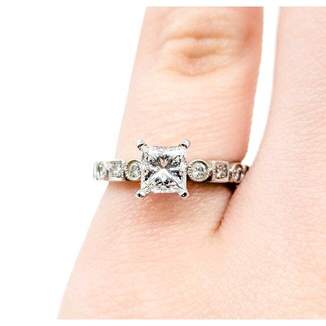 Ring Engagement .70ct Princess Cut Diamond 18kw Sz3.75 3.22g 225040143