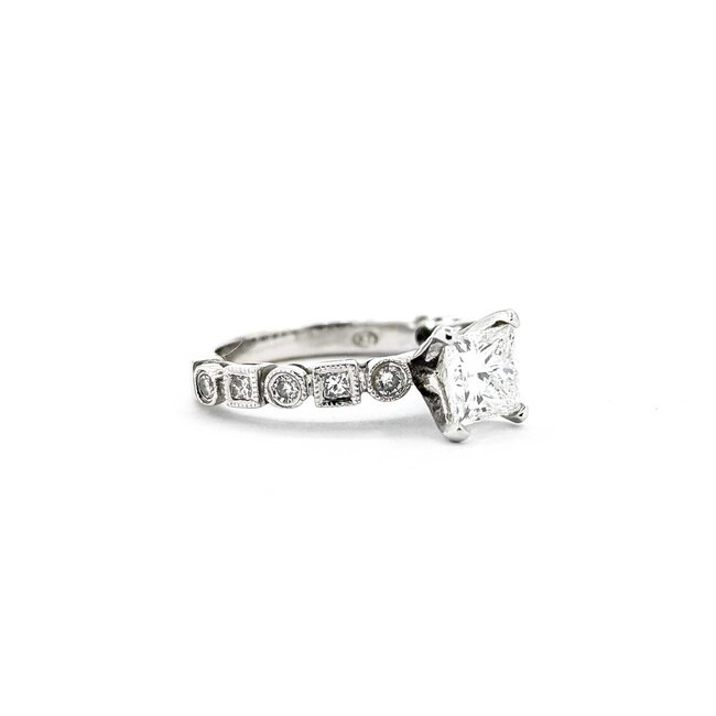 Ring Engagement .70ct Princess Cut Diamond 18kw Sz3.75 3.22g 225040143