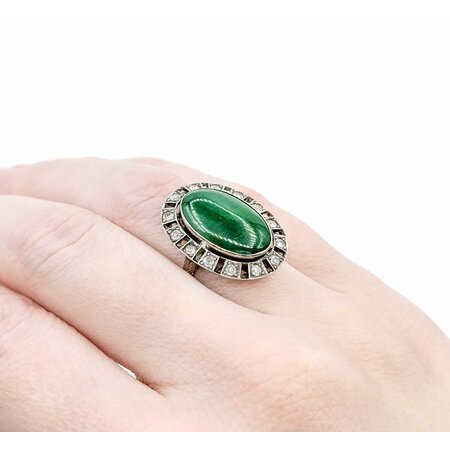 Ring .28ctw Single Cut Diamonds 16x11mm Jade 9kw 22x17mm 4.30g 225040129