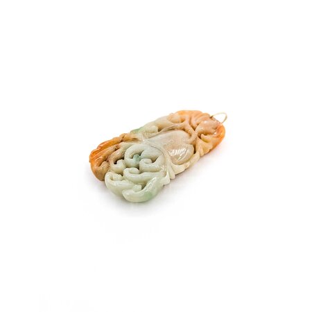 Pendant Carved Jade 14ky 55x29 18.36g 225040061