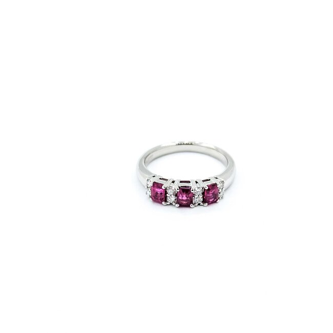 Ring 3-Stone .18ctw Round Diamonds 1.04ctw Ruby 900pt 4.6mm Sz7 5.4g 125040060
