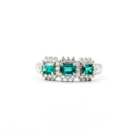 Ring 3-Stone Halo .22ctw Round Diamonds .47ctw Emerald 900pt 6.8mm Sz7 4.5g 125040058