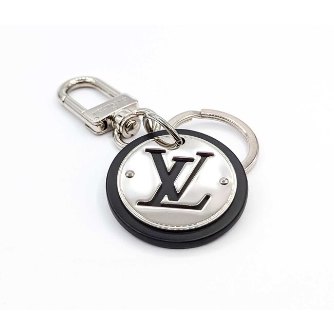 Charm Louis Vuitton LV Circle M67362 125050008