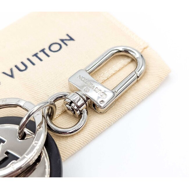 Charm Louis Vuitton LV Circle M67362 125050008