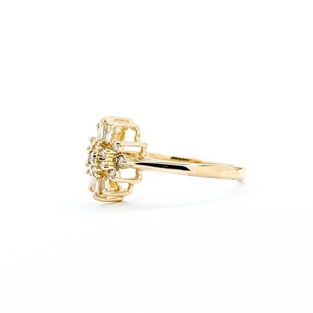 Ring Cocktail .33ctw Round/Baguette Diamonds 14ky Sz8 2.66g 225050012
