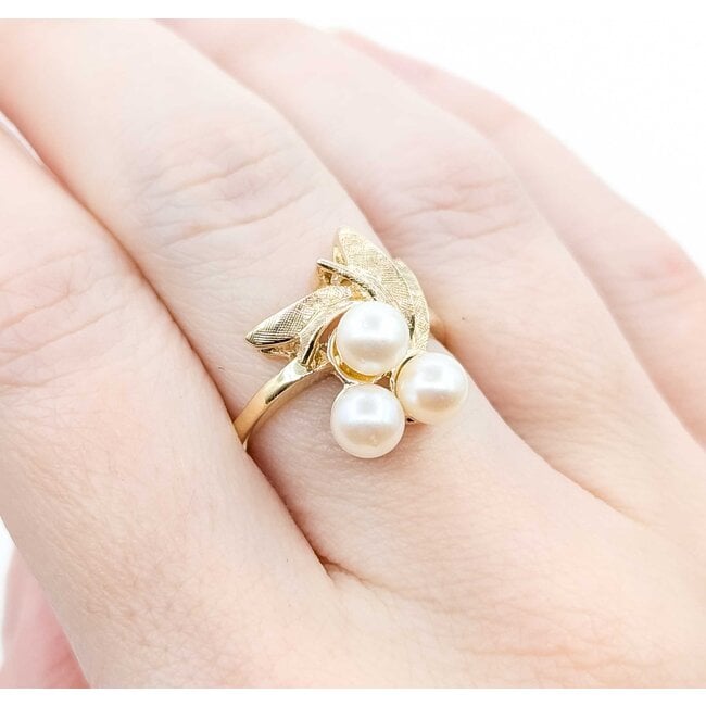 Ring Vintage 5.2-5.5mm Akoya Pearls 10ky Sz7 4.37g 225050004