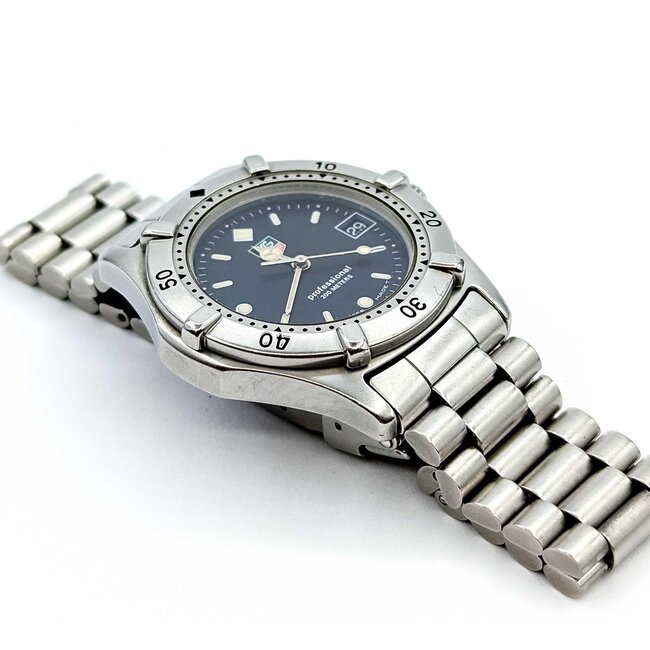 Watch Tag Heuer Professional 200m Black Dial Yr. Early 2000's 33mm Stainless Steel 6.75" 125056002