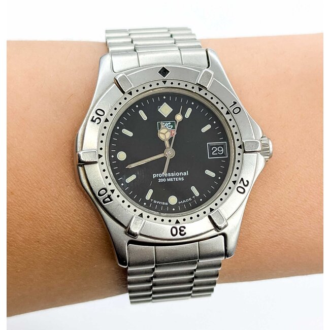 Watch Tag Heuer Professional 200m Black Dial Yr. Early 2000's 33mm Stainless Steel 6.75" 125056002